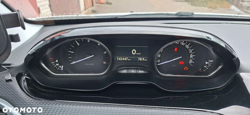 Peugeot 2008 1.6 BlueHDi Crossway S&S - 19