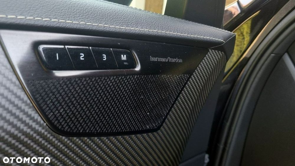 Volvo XC 90 - 18