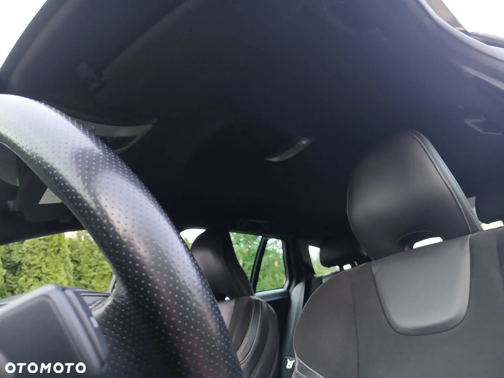 Volvo V60 D3 R-Design Momentum - 31