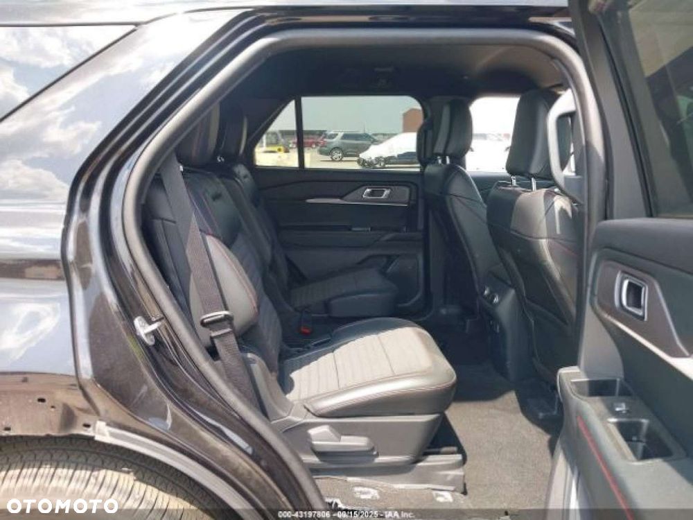 Ford Explorer - 10