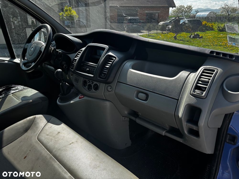 Renault Trafic - 17