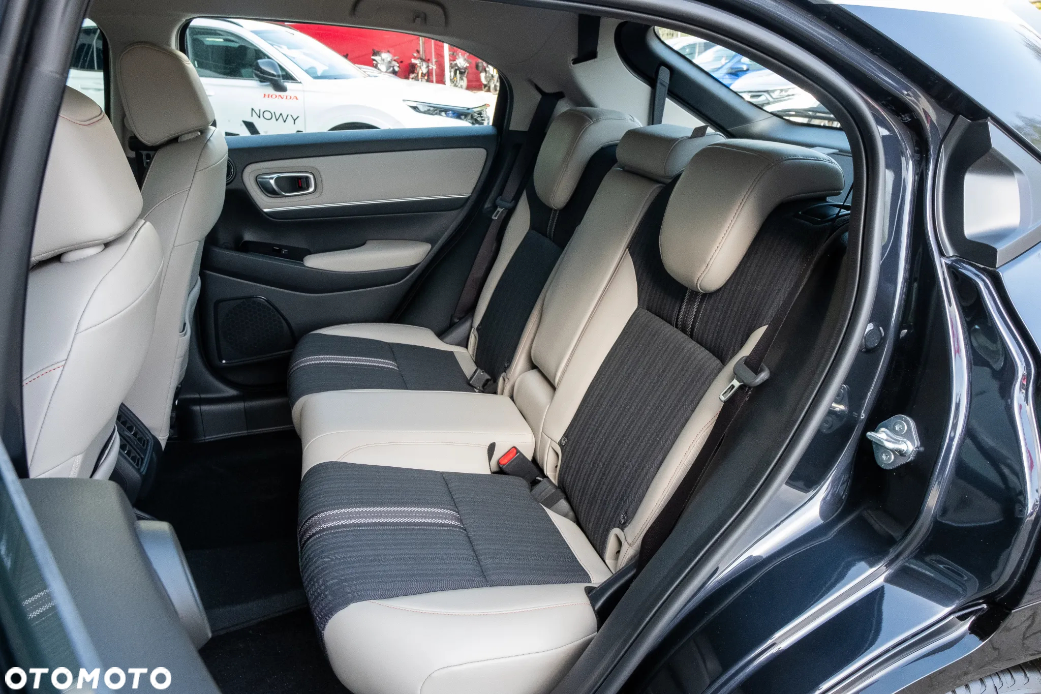 Honda HR-V 1.5 i-MMD Advance Style CVT - 11