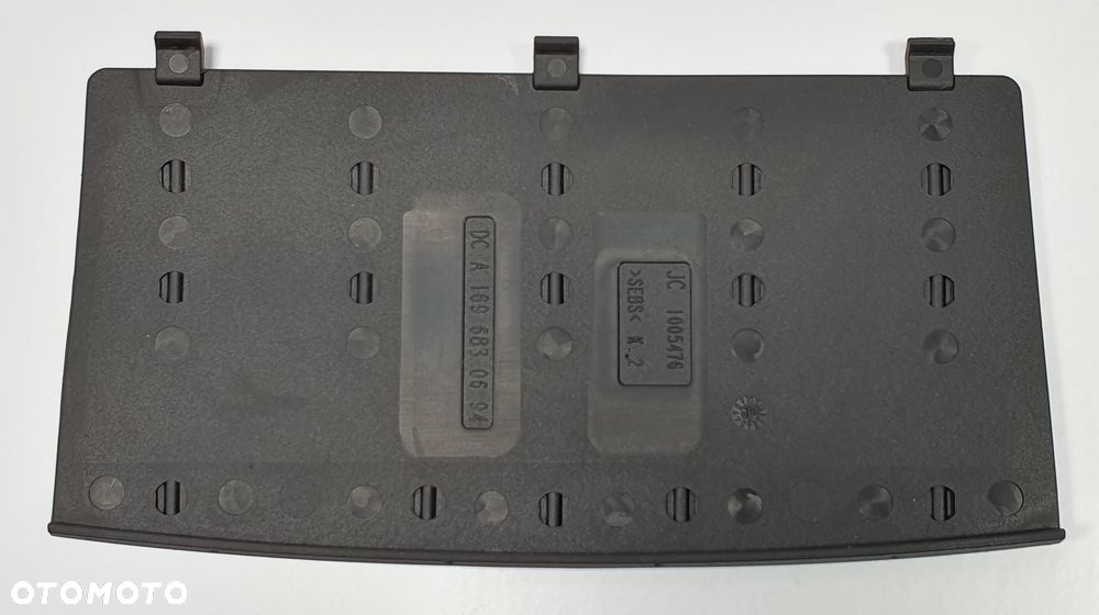 GUMA WKŁAD SCHOWKA MERCEDES W245 A1696830694 - 2