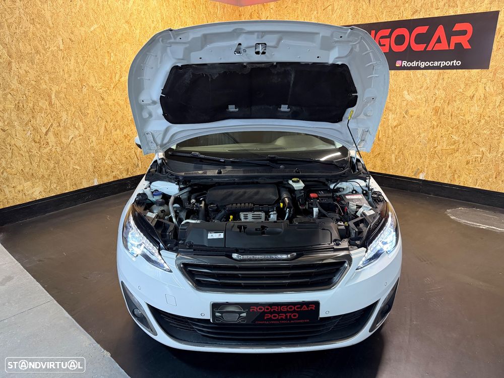 Peugeot 308 130 e-THP Stop & Start Allure - 29