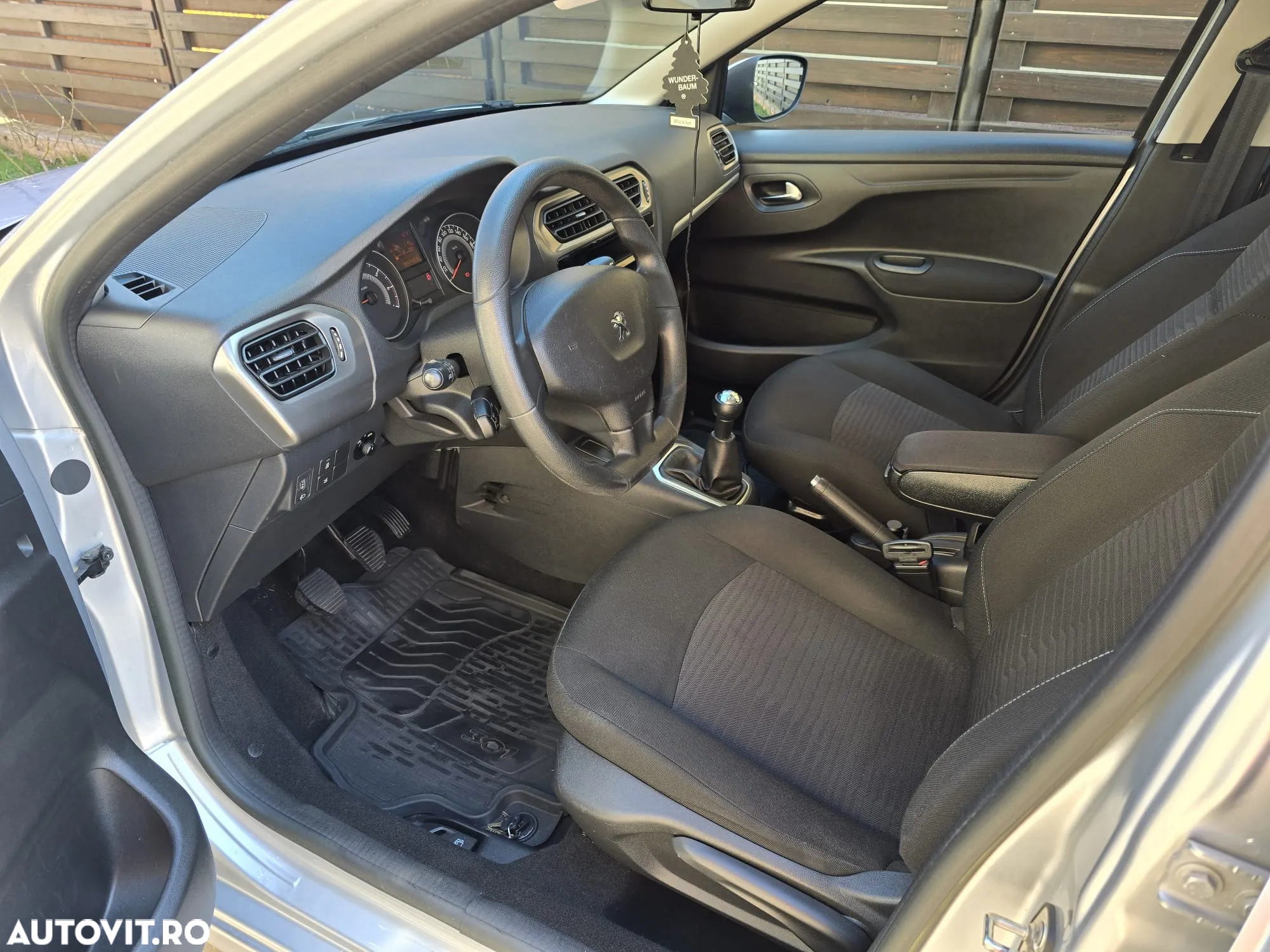 Peugeot 301 1.6 HDI FAP Access - 11