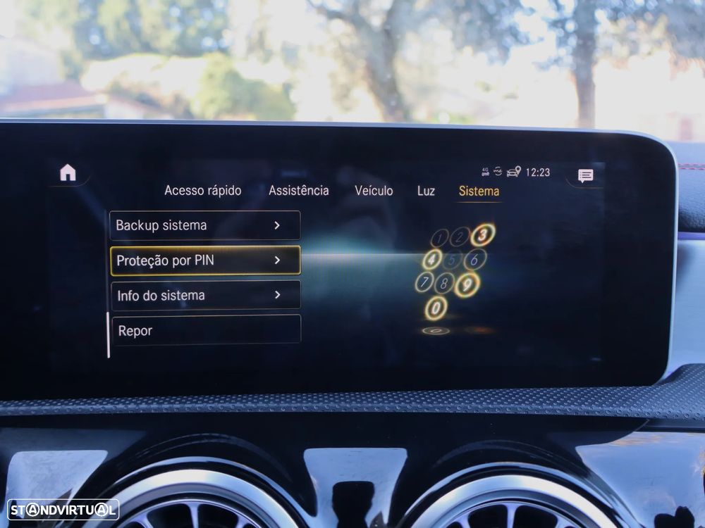 Mercedes-Benz CLA 180 d Shooting Brake AMG Line Aut. - 34