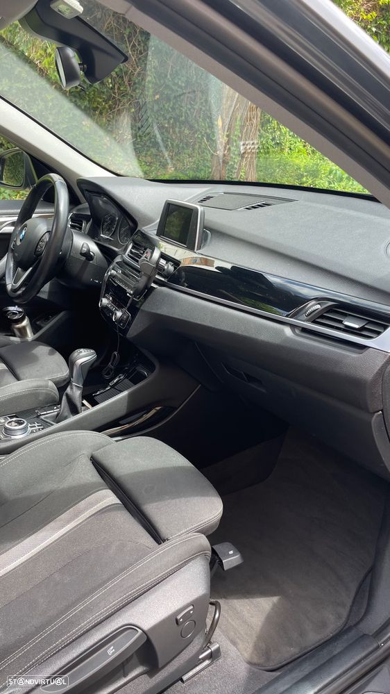 BMW X1 20 d sDrive Auto Line Sport - 40