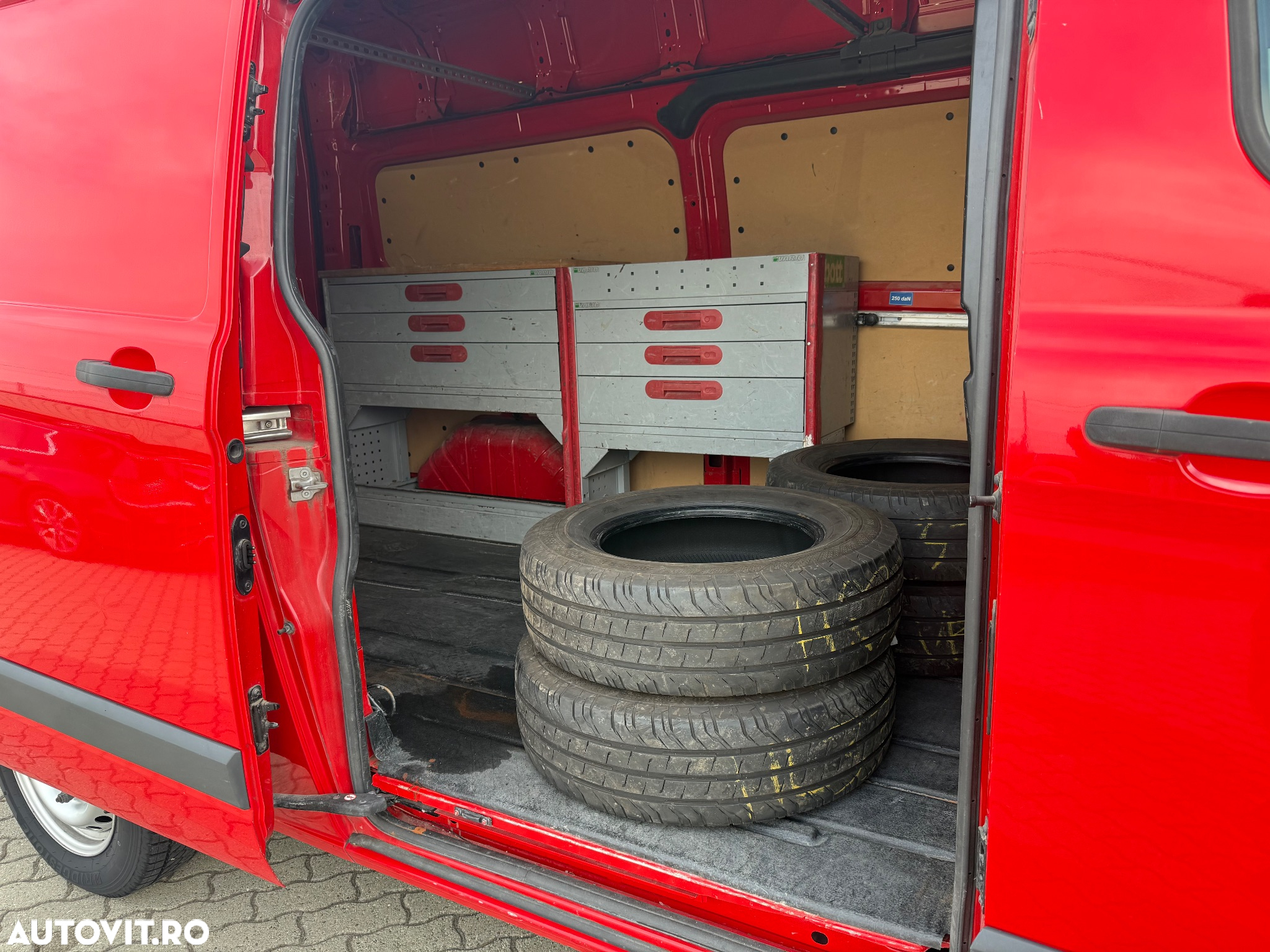 Ford Transit Custom - 34