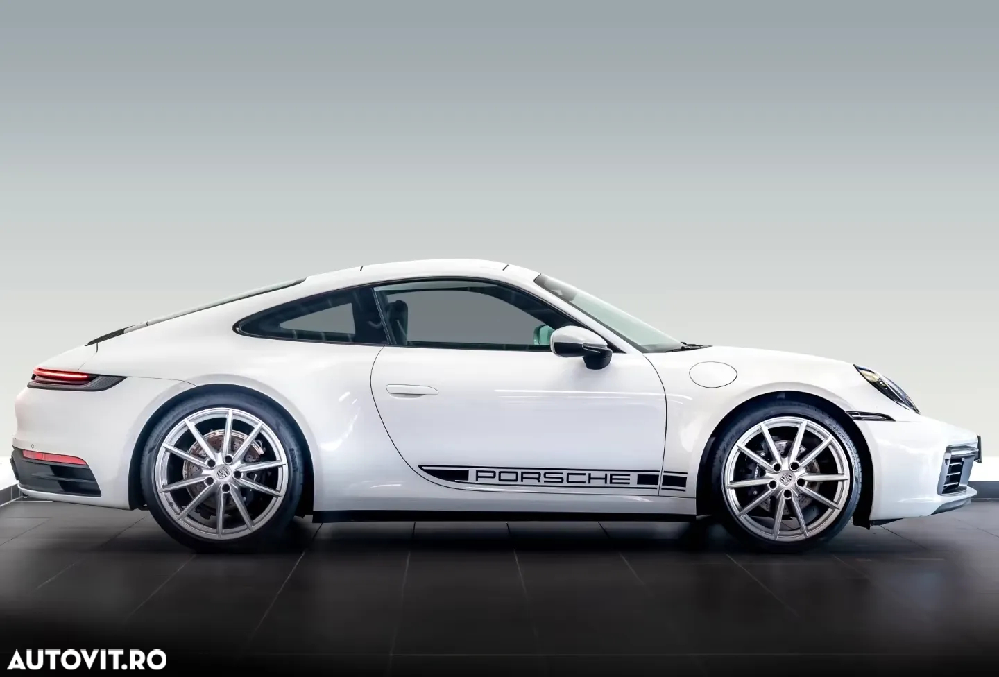 Porsche 911 Carrera PDK - 9