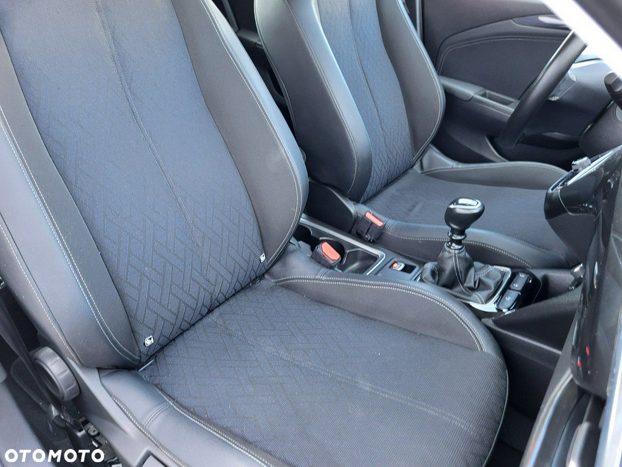 Opel Corsa - 25