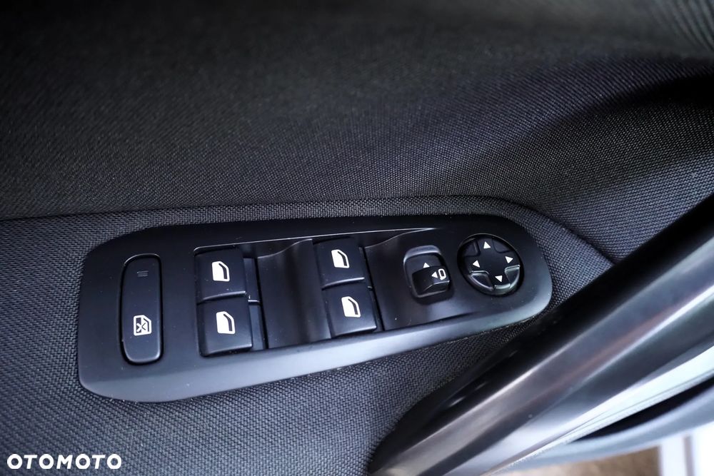 Peugeot 308 BlueHDi 130 Allure Pack - 29