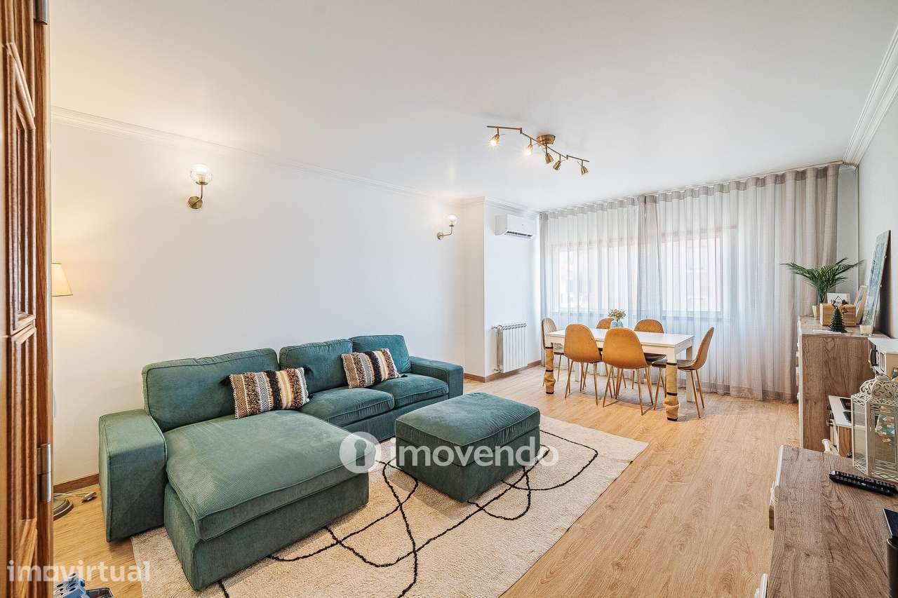 Apartamento T3 com estacionamento e cozinha equipada, em Tercena - Grande imagem: 3/46