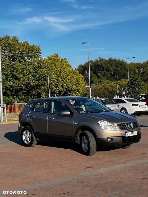 Nissan Qashqai - 1