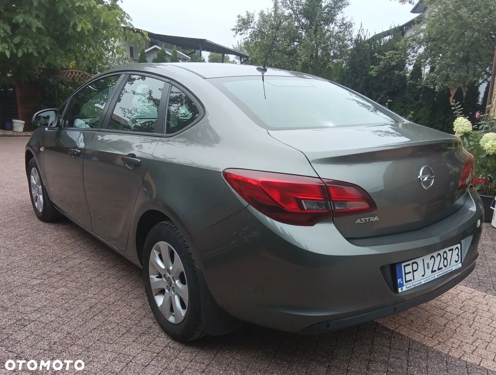 Opel Astra 1.6 Active - 7