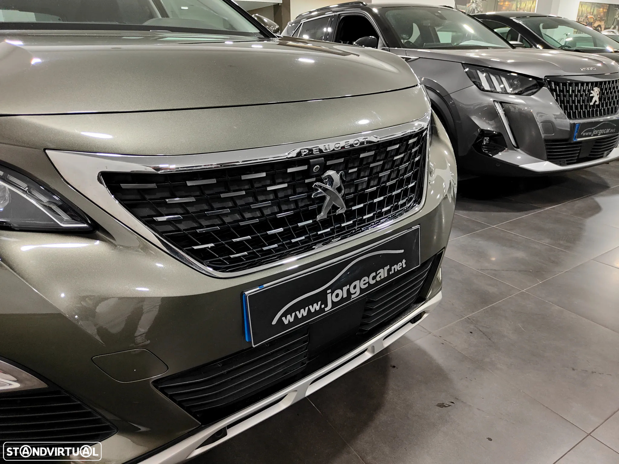 Peugeot 3008 1.2 PureTech Allure EAT8 - 11