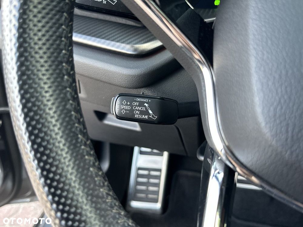Skoda Octavia 2.0 TDI RS DSG - 28