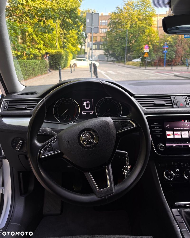 Skoda Superb 1.5 TSI ACT Ambition - 11