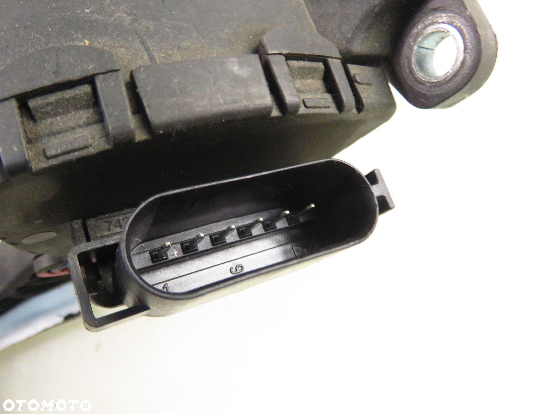 POTENCJOMETR GAZU FORD FOCUS MK2 II Turnier 1.8 TDCi - KKDA 4M519F836AH - 2
