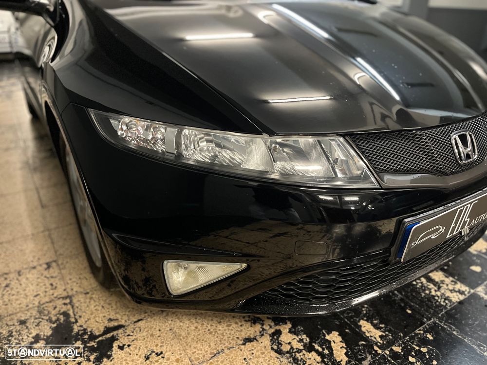 Honda Civic 1.4 i-VTEC Sport Edition - 9