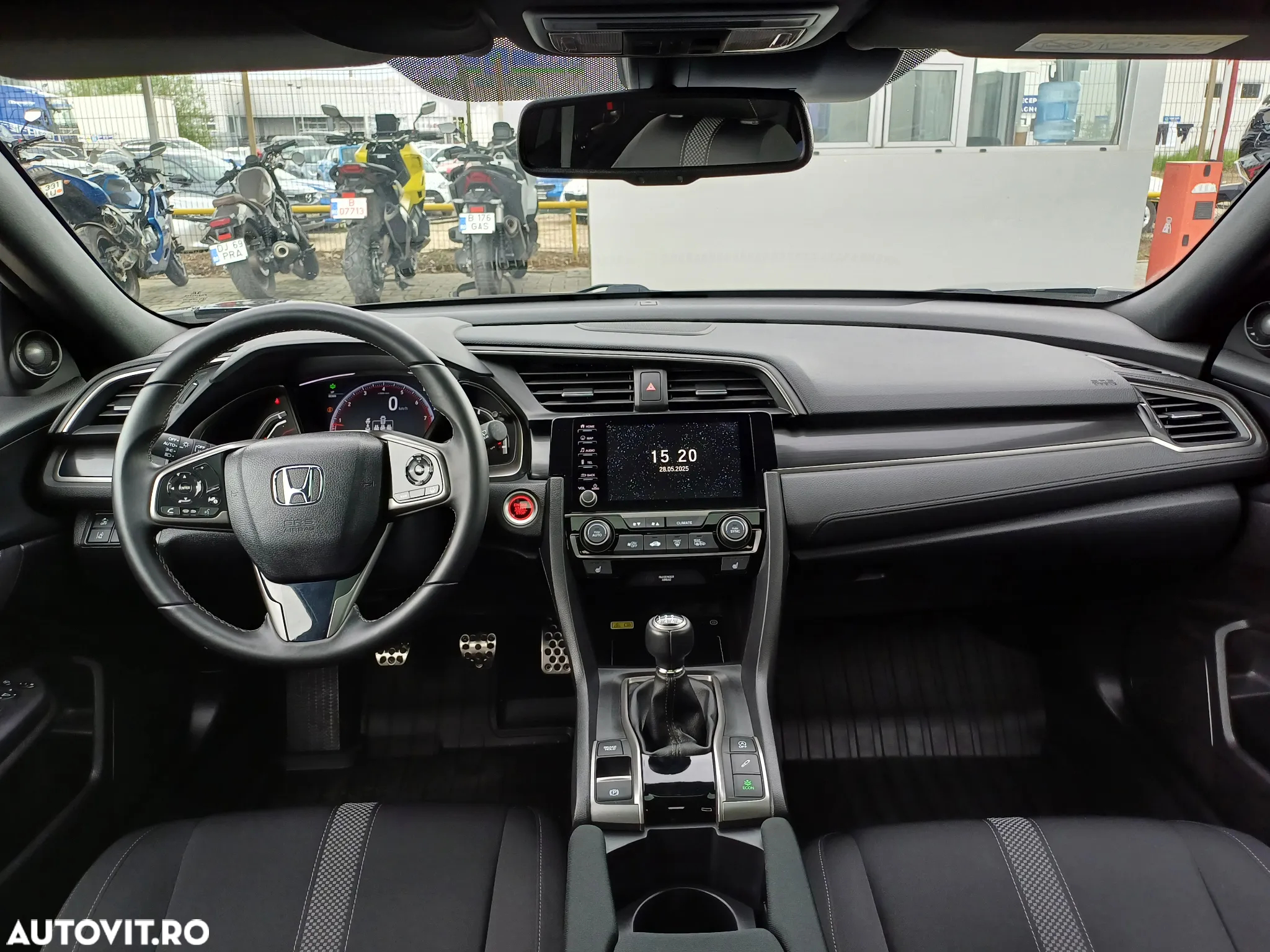 Honda Civic 1.5 VTEC Turbo Sport Plus - 11