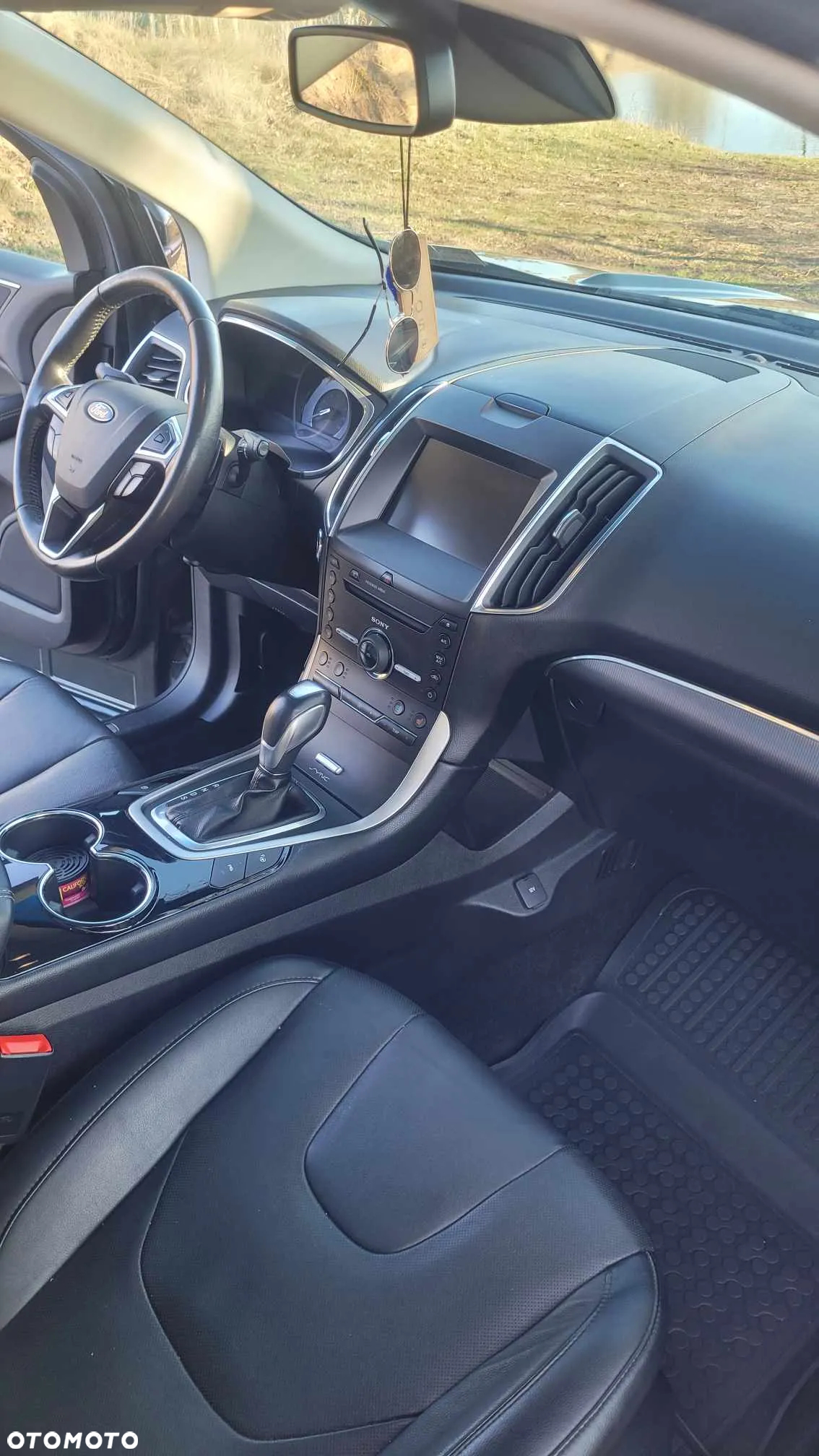Ford Edge - 14