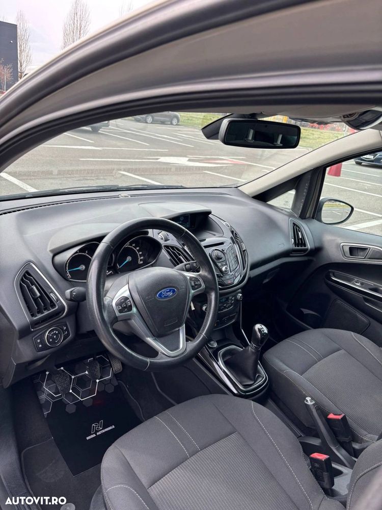 Ford B-Max 1.0 EcoBoost Titanium - 23
