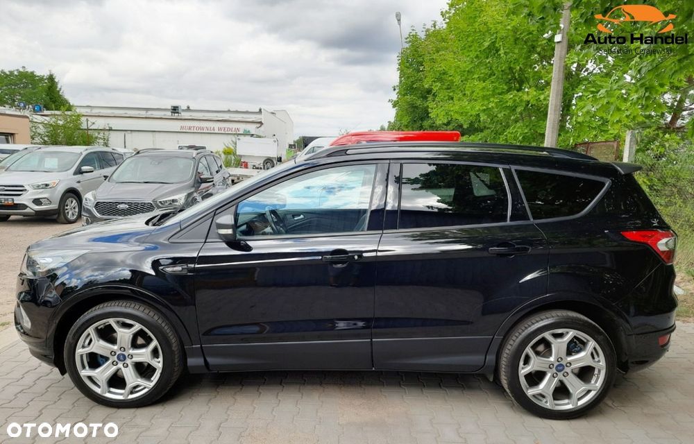 Ford Kuga 1.5 EcoBoost 2x4 ST-Line - 14