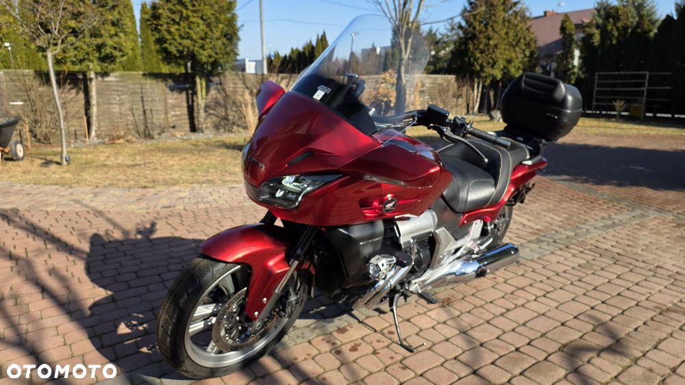 Honda CTX - 1
