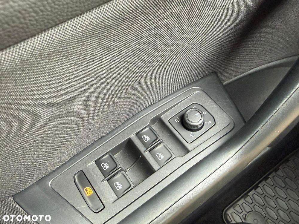 Volkswagen T-Roc 1.5 TSI Life - 15