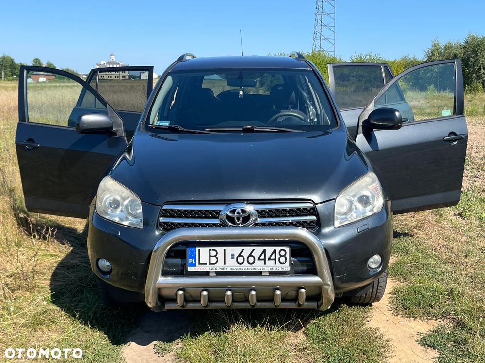 Toyota RAV4 - 27