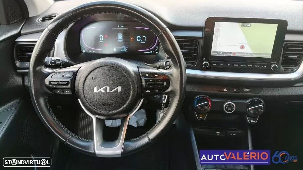 Kia Stonic 1.2 Move — fotografia 18