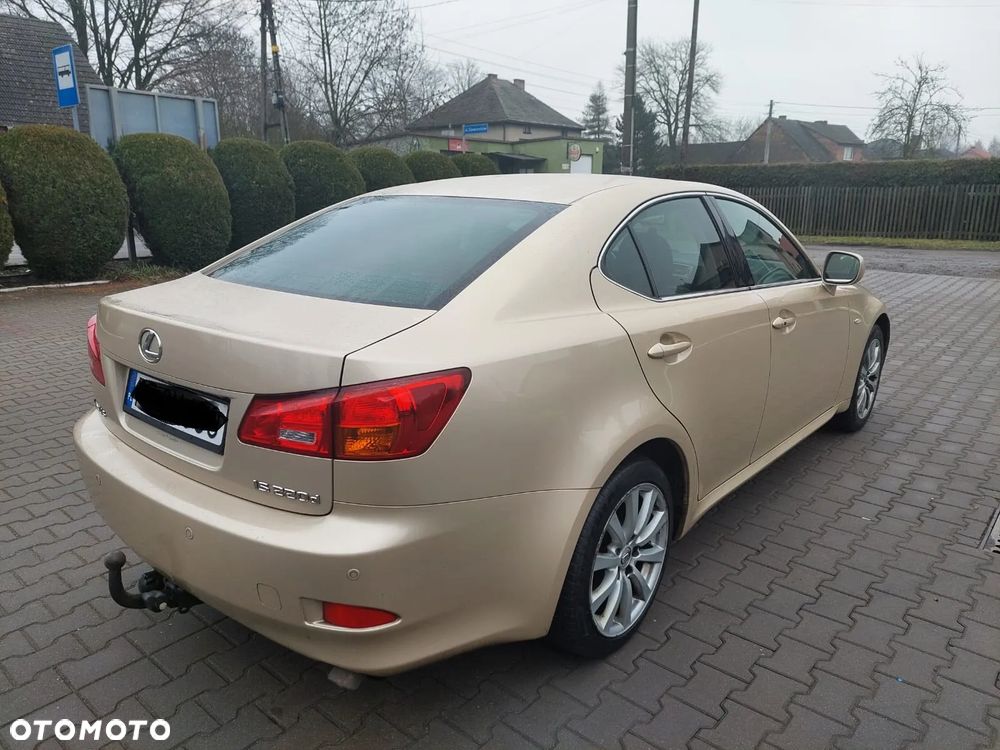 Lexus IS - 5