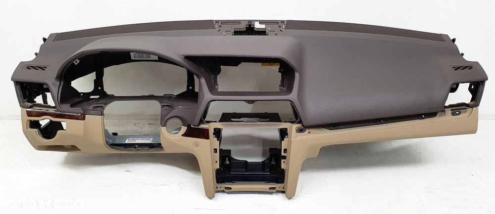 DESKA ROZDZIELCZA KONSOLA PODUSZKI AIRBAG MERCEDES W207 EUROPA - 1