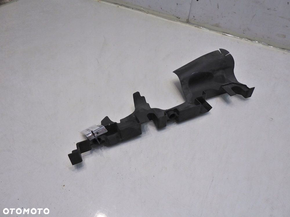 KIEROWNICA POWIETRZA LEWA AUDI A4 B7 - 6