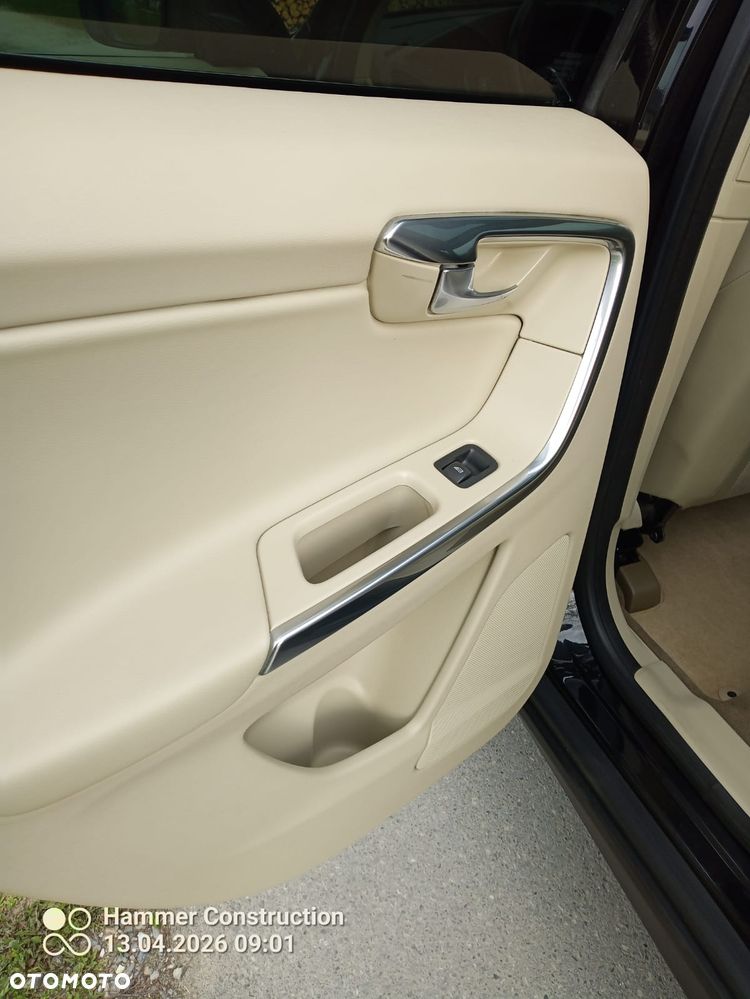 Volvo XC 60 2.4D AWD Summum - 9