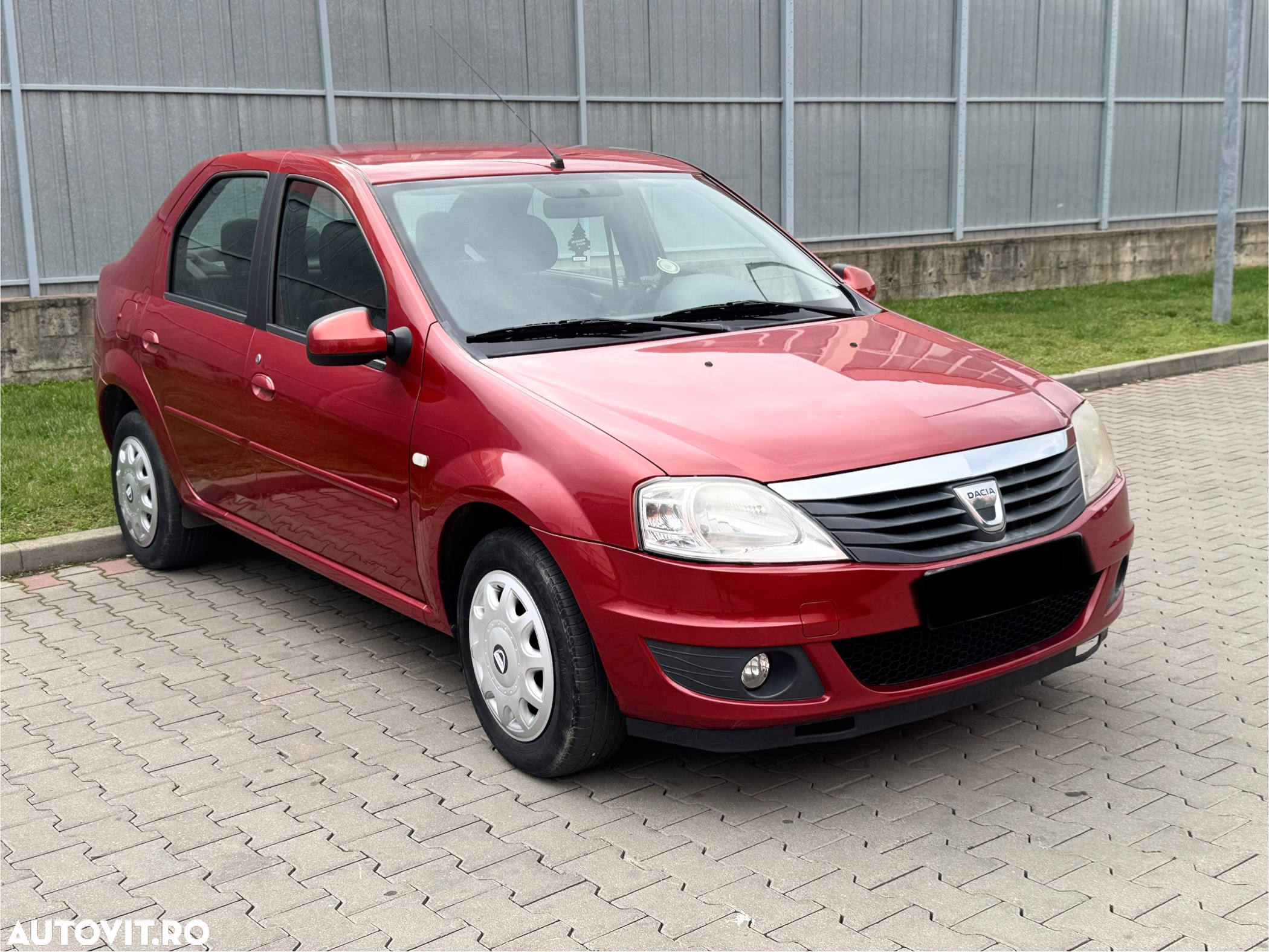 Dacia Logan 1.2 Laureate - 6