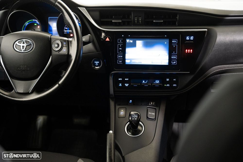 Toyota Auris Touring Sports - 10
