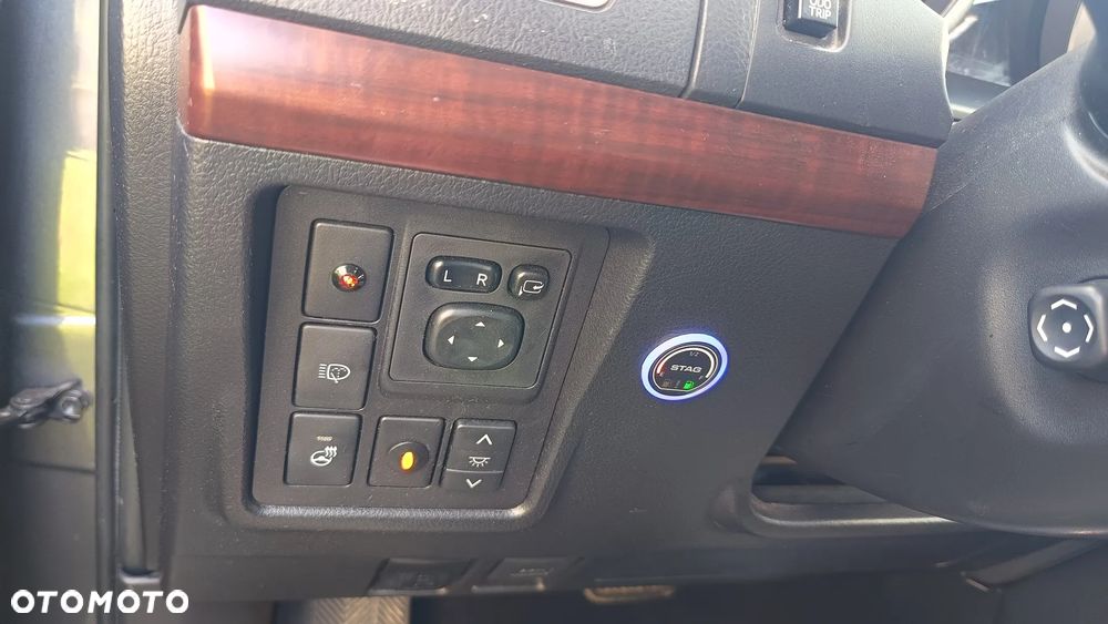 Toyota Land Cruiser LC 4.0 V6 Invincible - 24