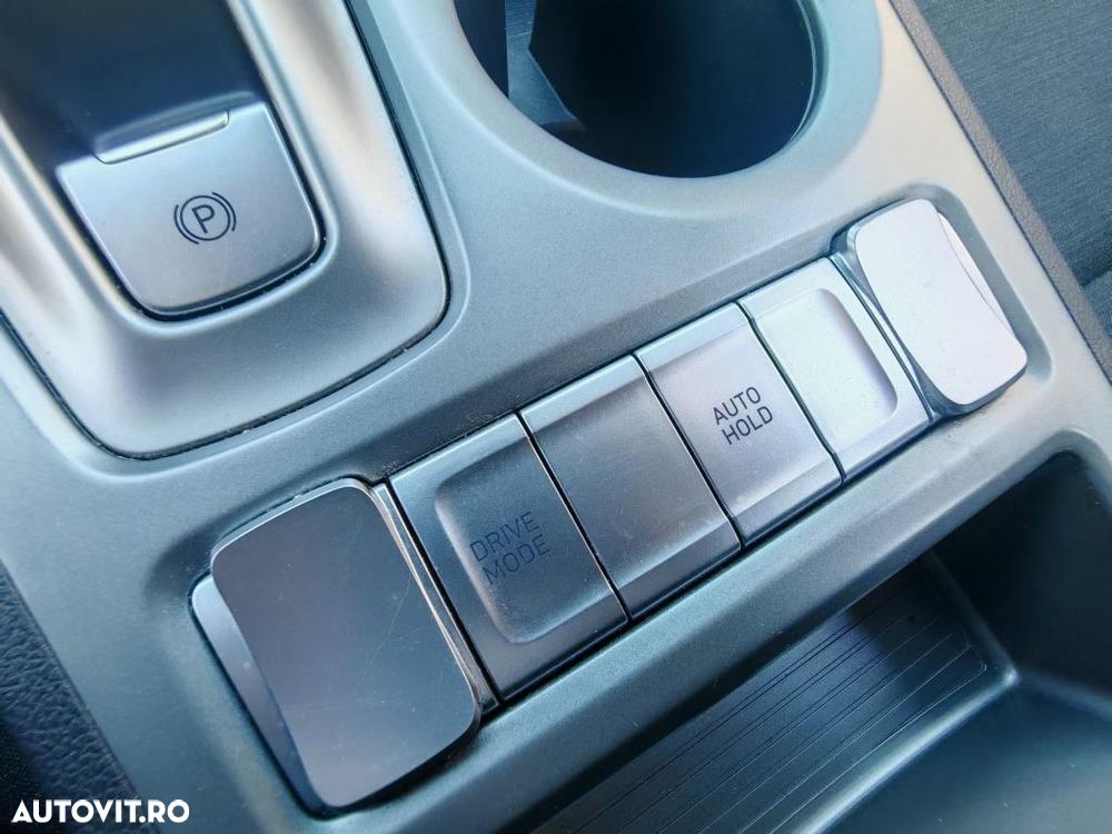 Hyundai KONA BEV 204 CP 64.8 kWh Highway+ - 12