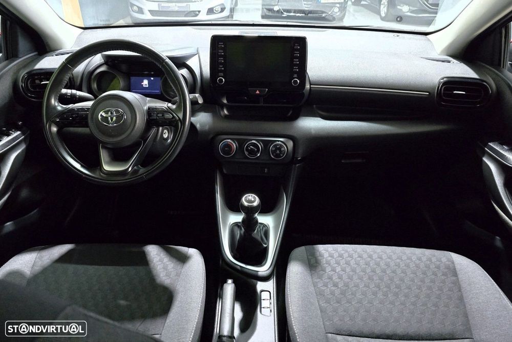 Toyota Yaris 1.0 VVT-i Exclusive - 14
