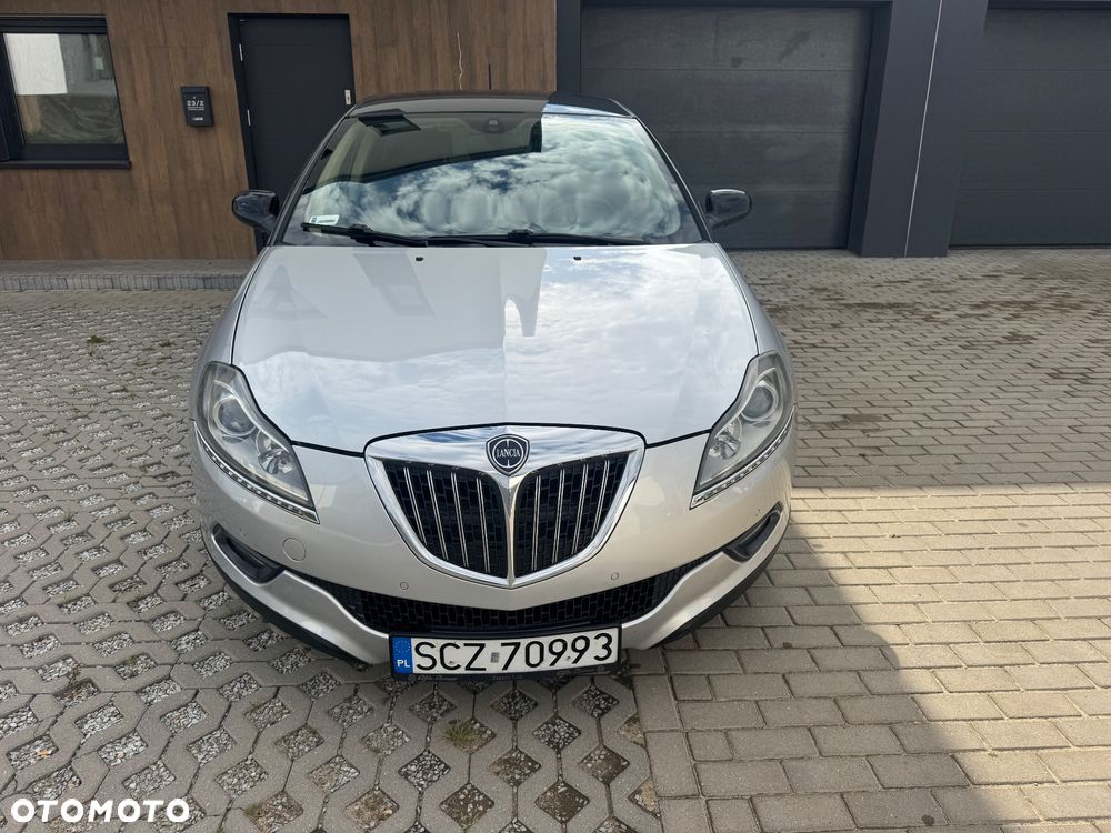 Lancia Delta 1.6 MJ Platino Selectronic - 4