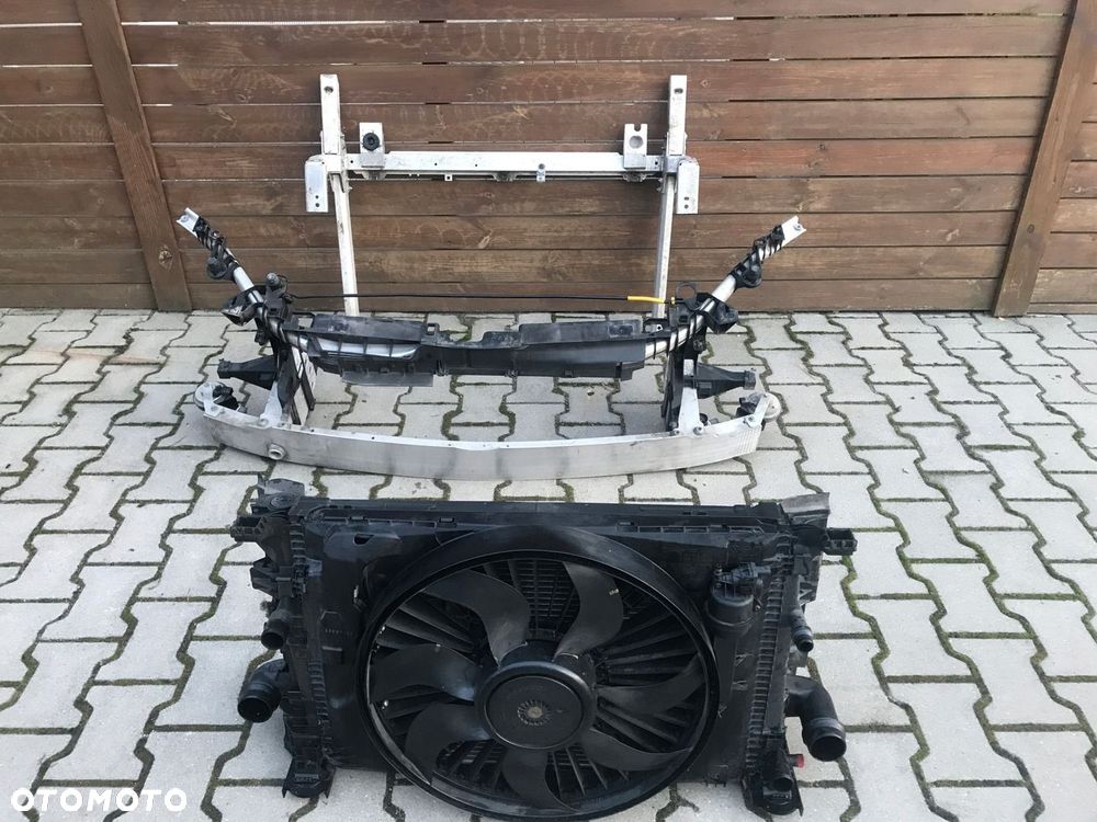 MERCEDES gla 156 kompletny pas chlodnice - 1