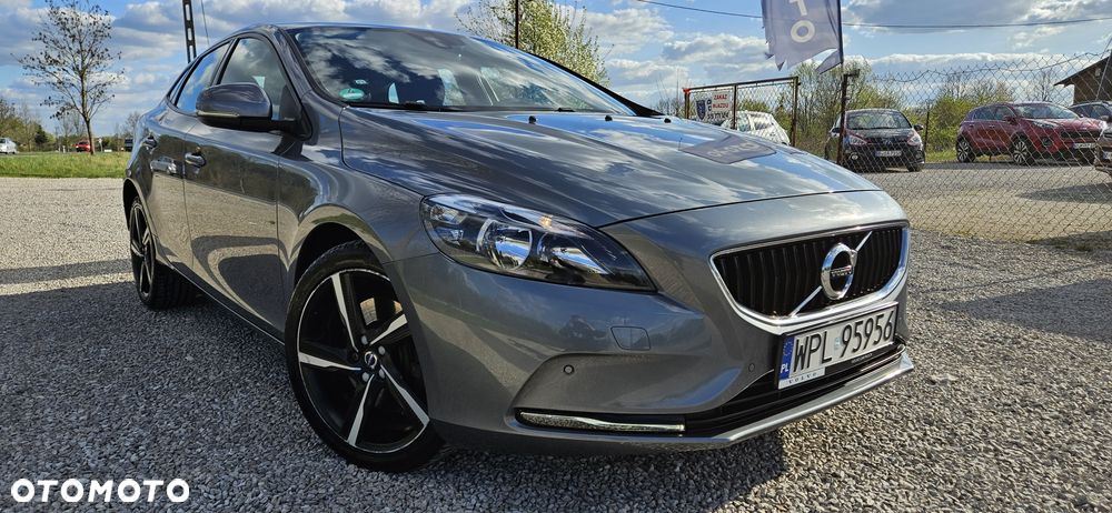Volvo V40 - 1