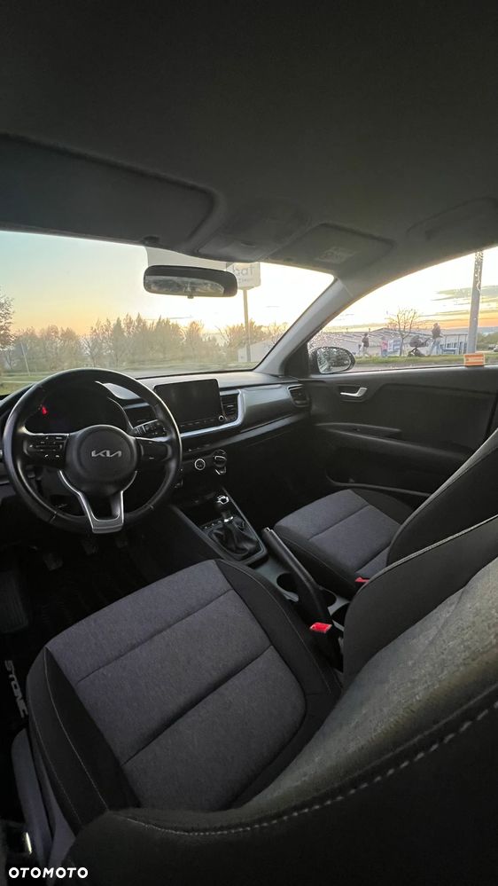 Kia Stonic 1.2 M - 13