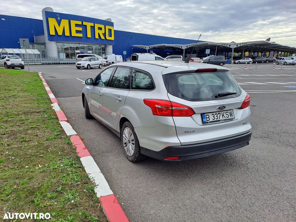 Ford Focus 1.0 EcoBoost Trend Edition - 6