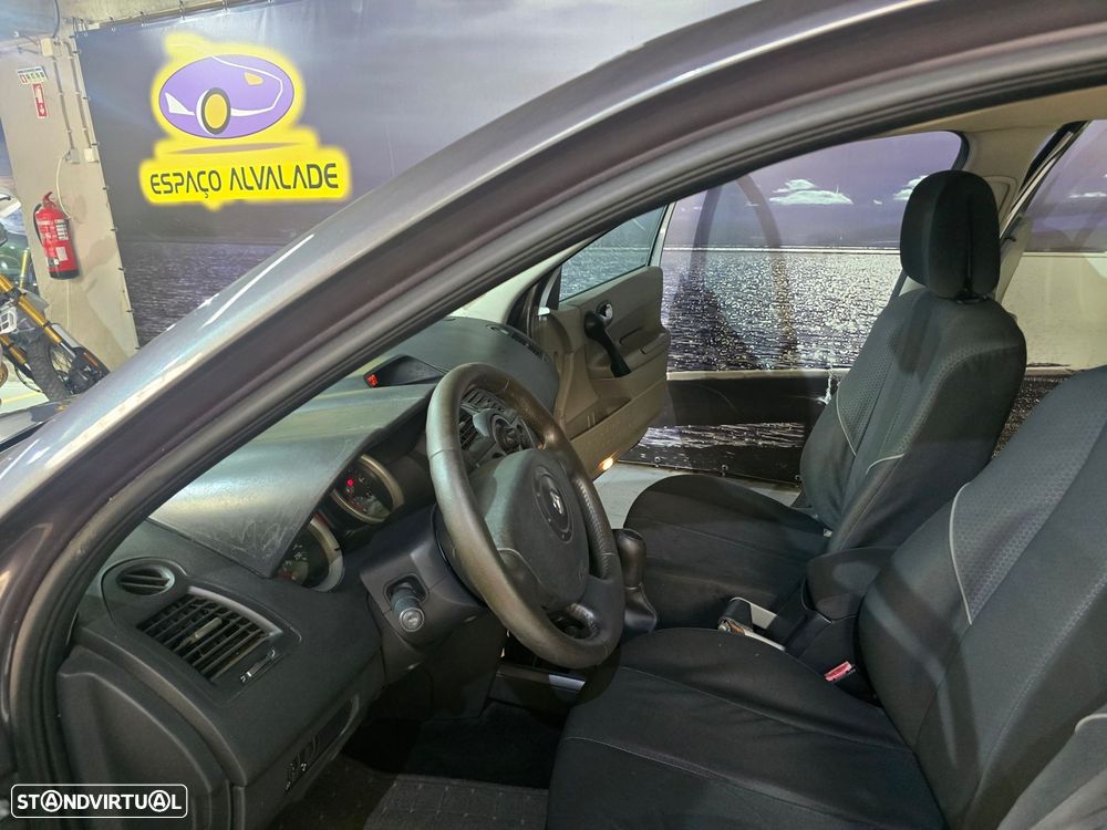 Renault Mégane Break 1.5 dCi C Authentique - 6