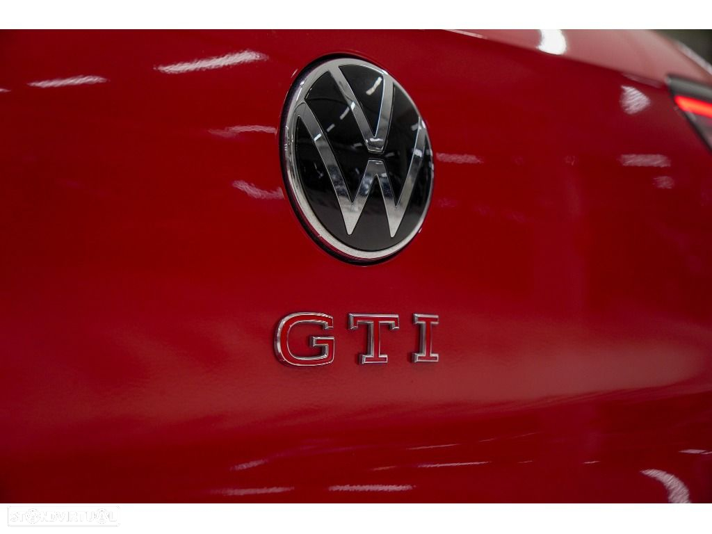 VW Golf 2.0 TSI GTI DSG - 11