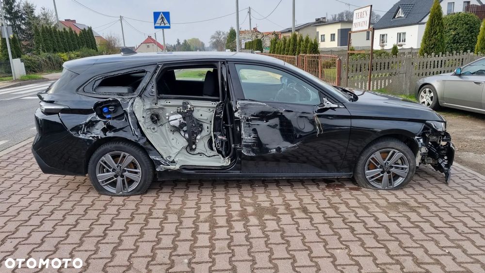Peugeot 308 BlueHDi 130 EAT8 Allure - 15