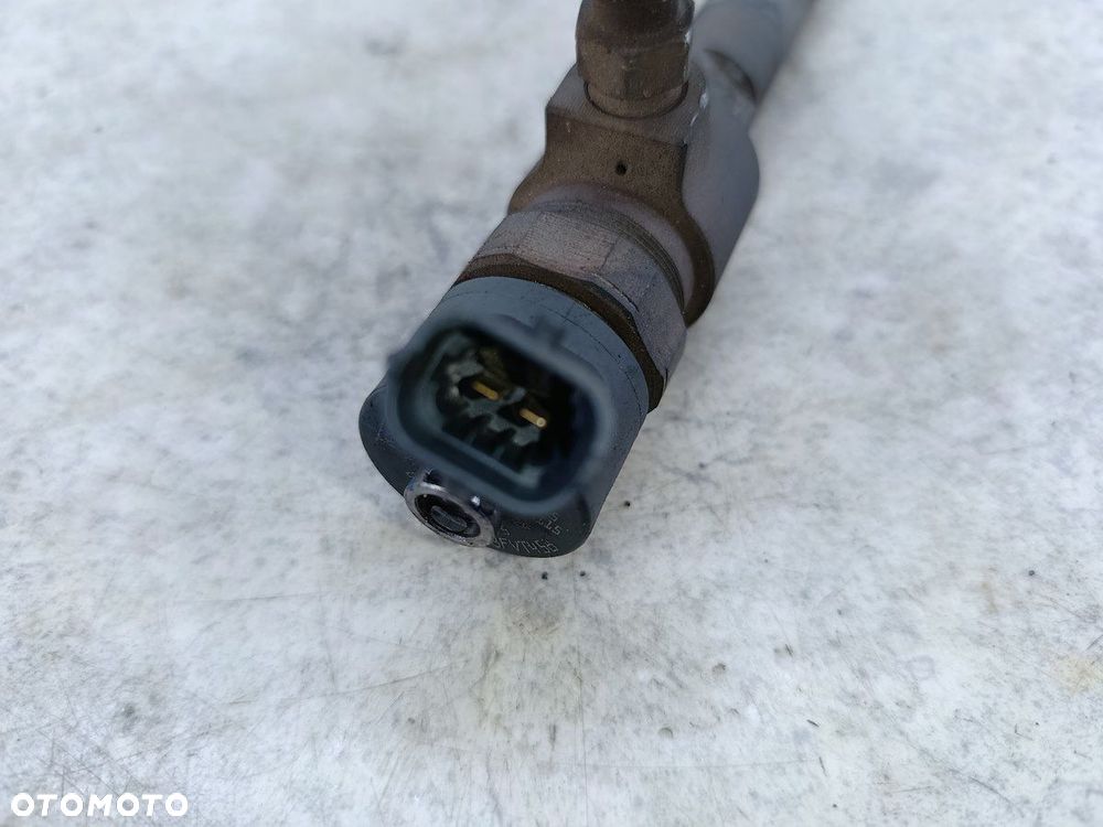 WTRYSKIWACZ OPEL ZAFIRA B 0445110165 1.9 CDTI - 3