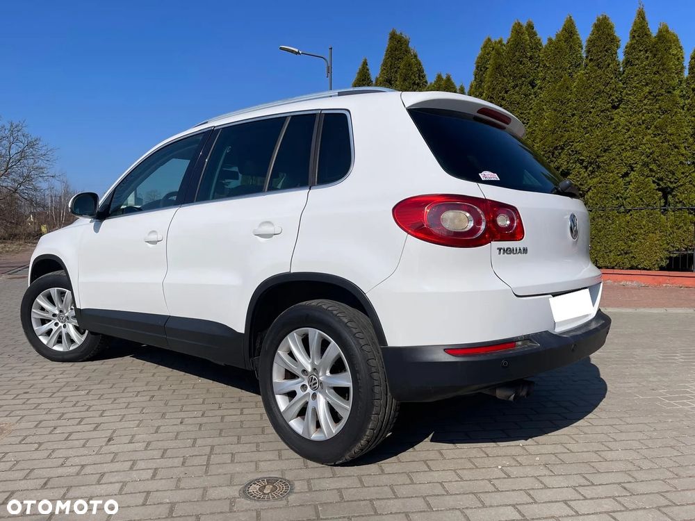 Volkswagen Tiguan 2.0 TDI DPF BlueMotion Technology Sport & Style - 35